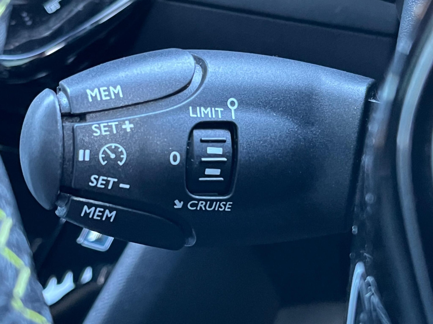 Used Peugeot 2008 2020 for sale - 76307881: Photo 64