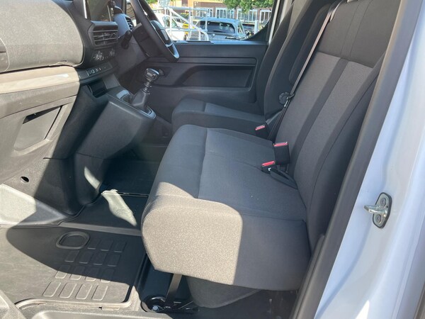 Used Peugeot Expert 2024 for sale - 76190111: Photo 42