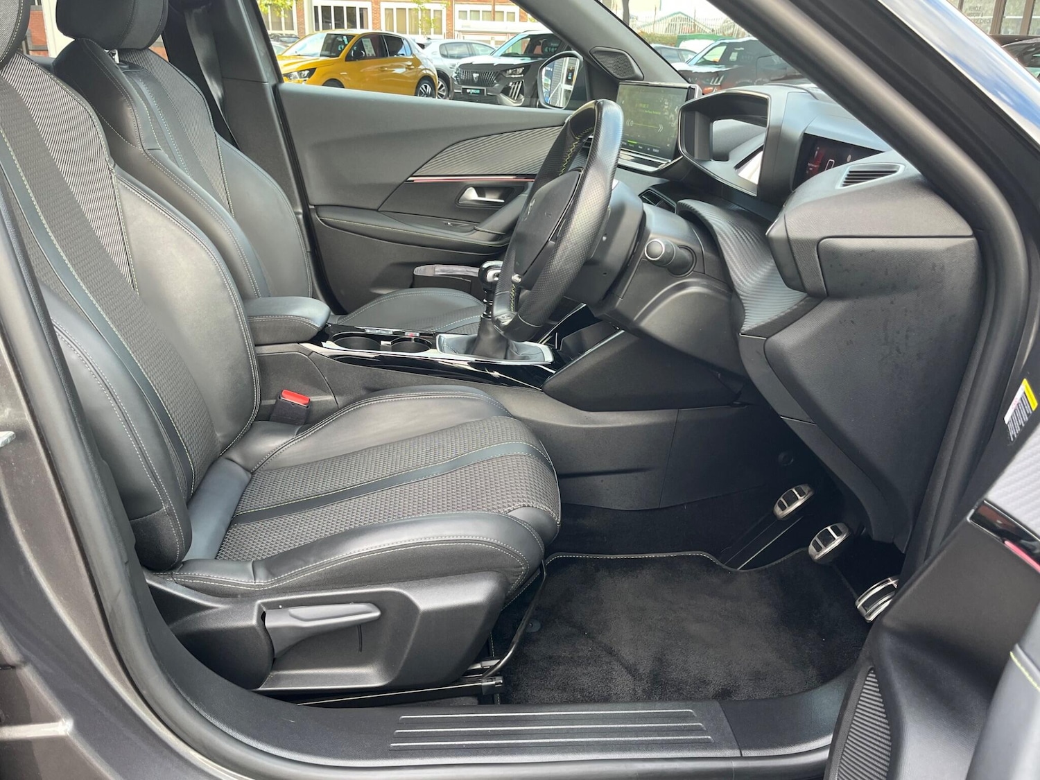 Used Peugeot 2008 2022 for sale - 76432825: Photo 13