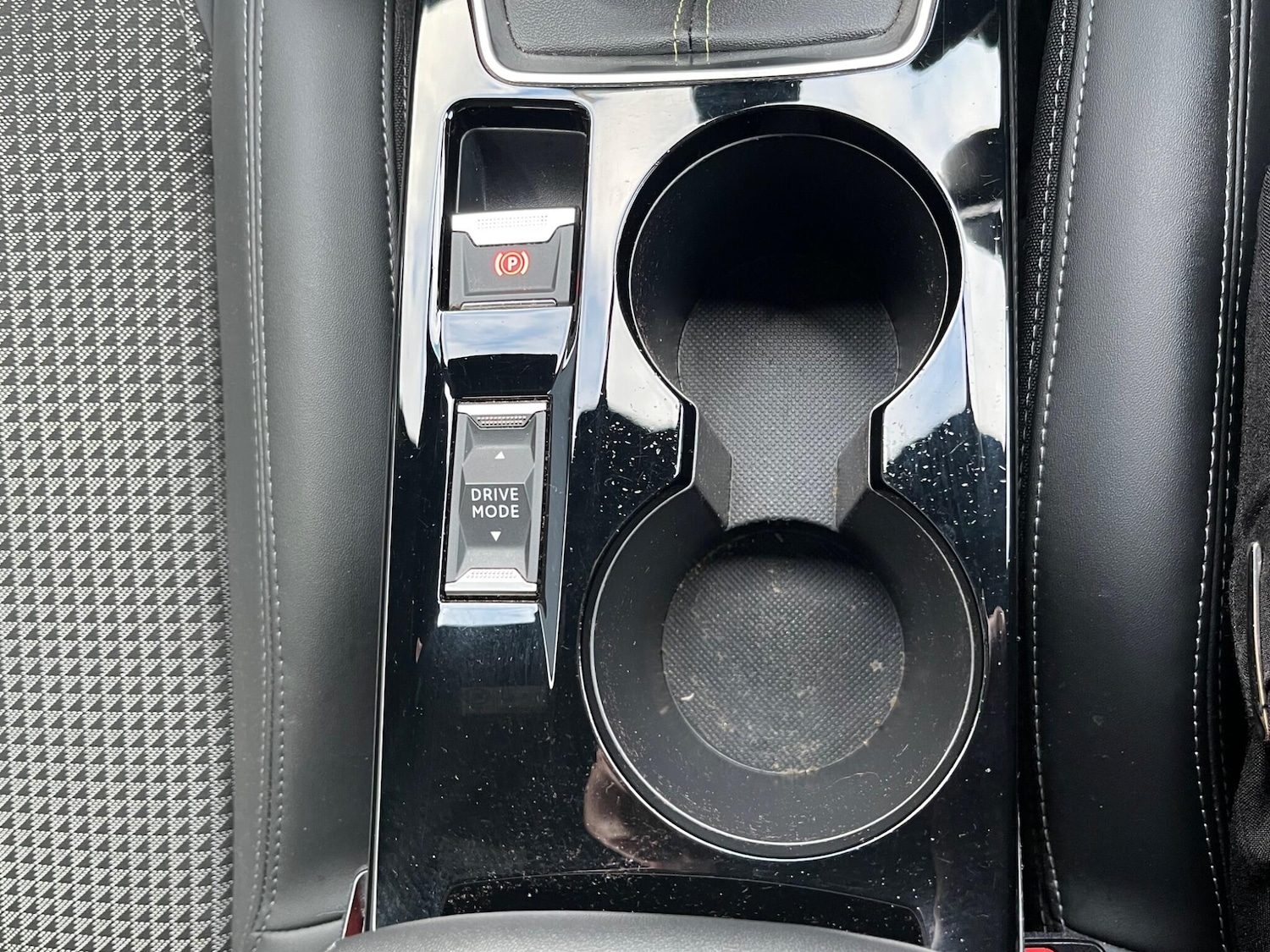 Used Peugeot 2008 2022 for sale - 76432825: Photo 52