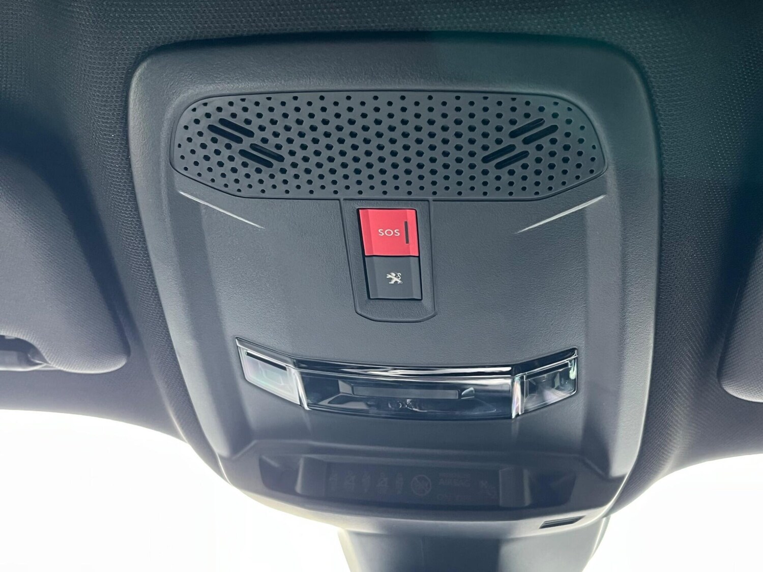 Used Peugeot 2008 2022 for sale - 76432825: Photo 63