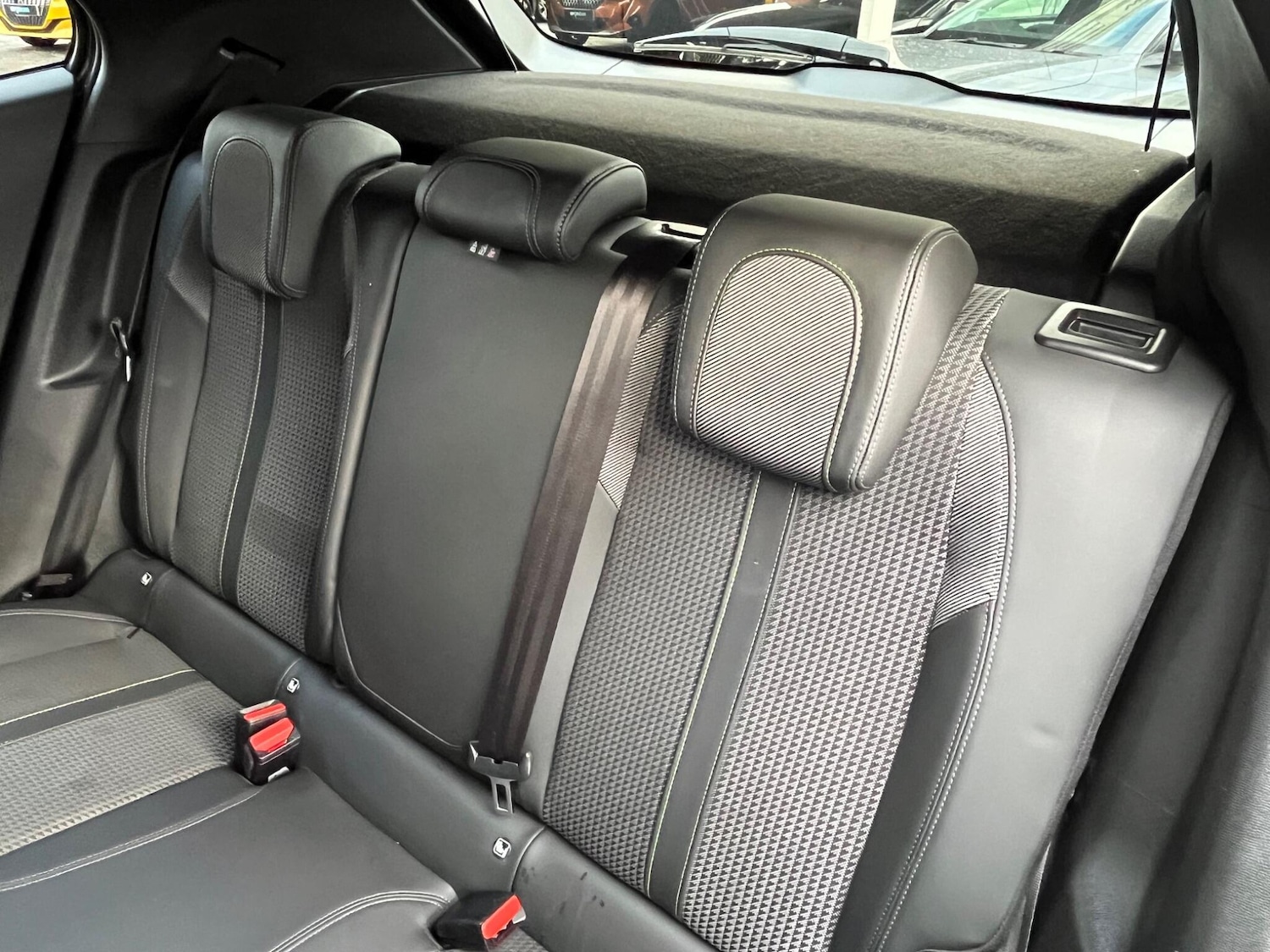 Used Peugeot 2008 2022 for sale - 76432825: Photo 8