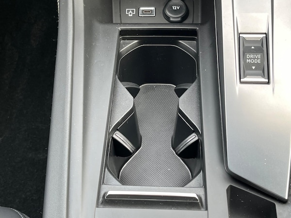 Used Peugeot 408 2024 for sale - 76306404: Photo 41