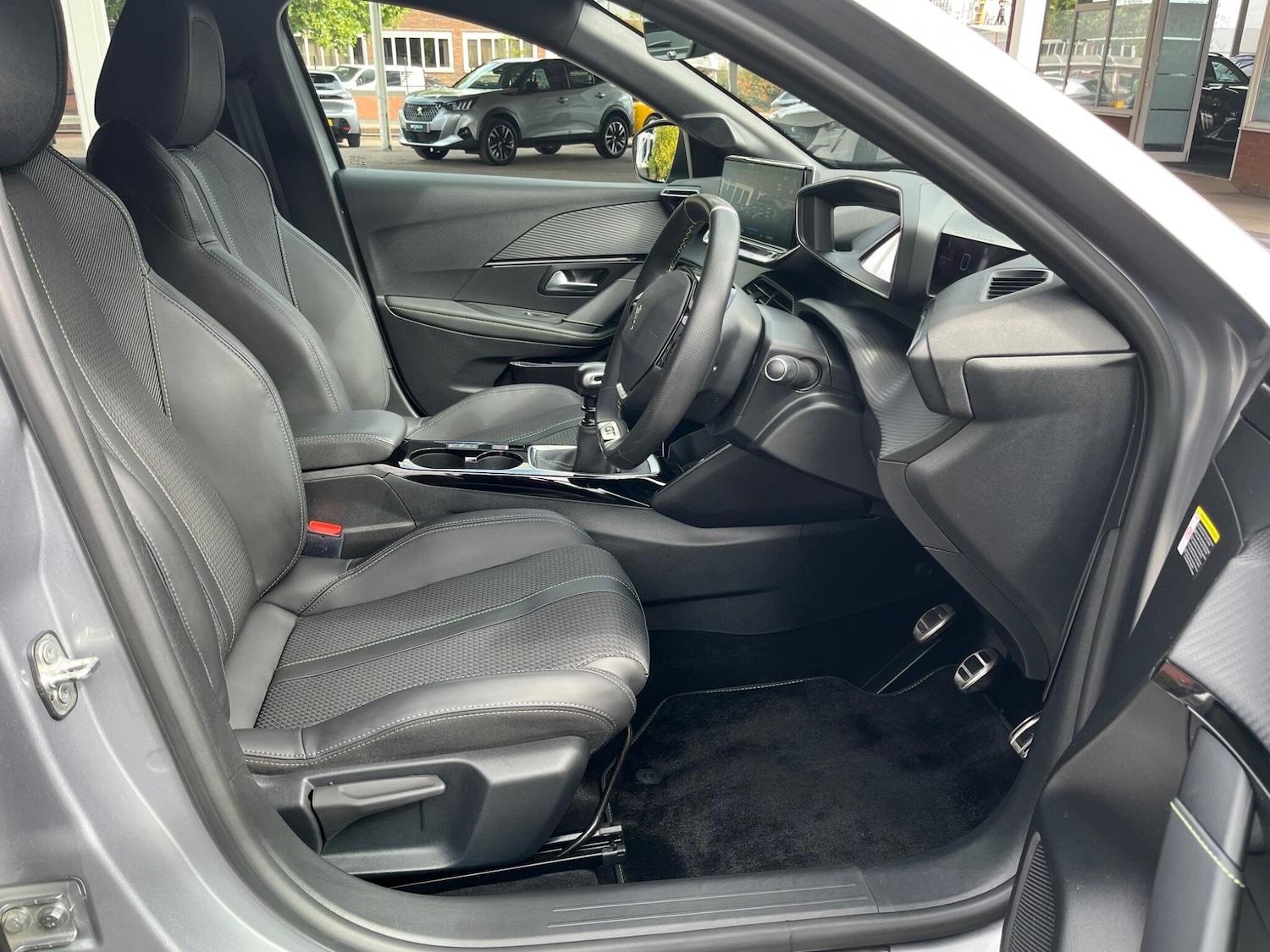 Used Peugeot 208 2022 for sale - 76189382: Photo 13
