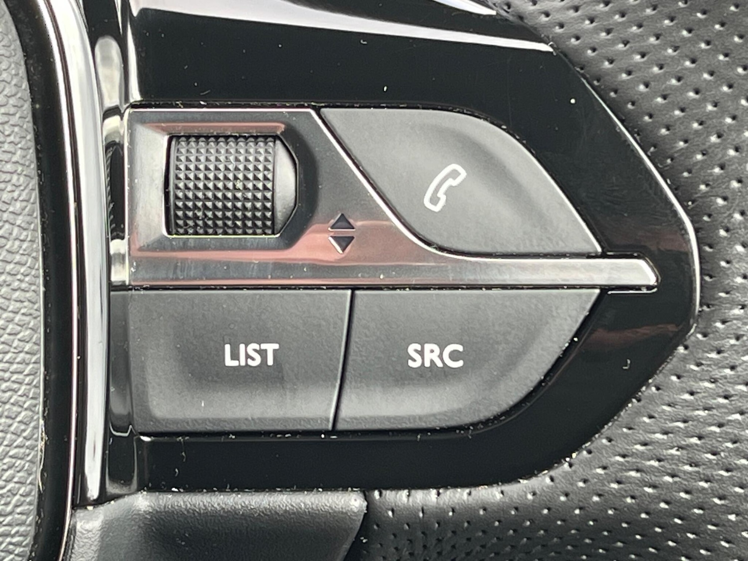 Used Peugeot 208 2022 for sale - 76189382: Photo 55