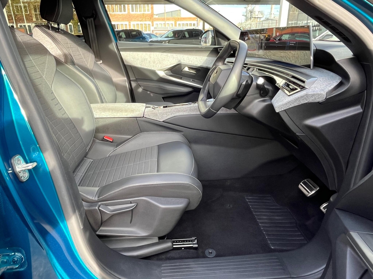 Used Peugeot 3008 2024 for sale - 76715275: Photo 13