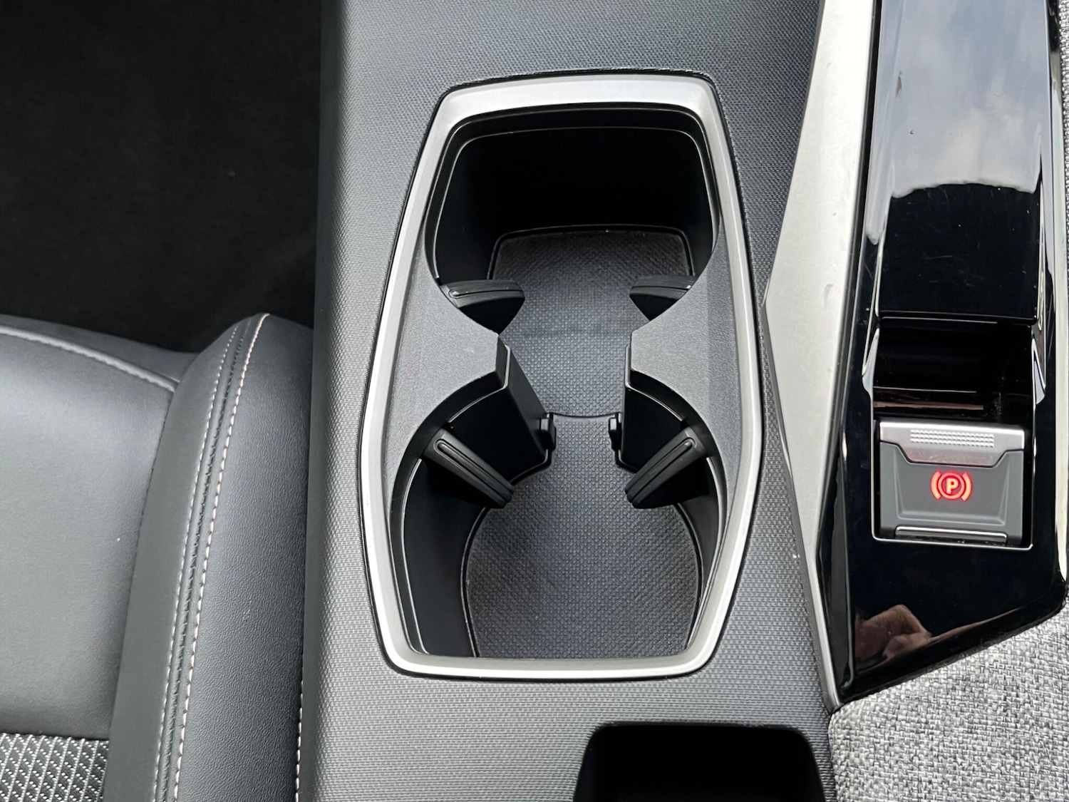 Used Peugeot 3008 2024 for sale - 76715275: Photo 40