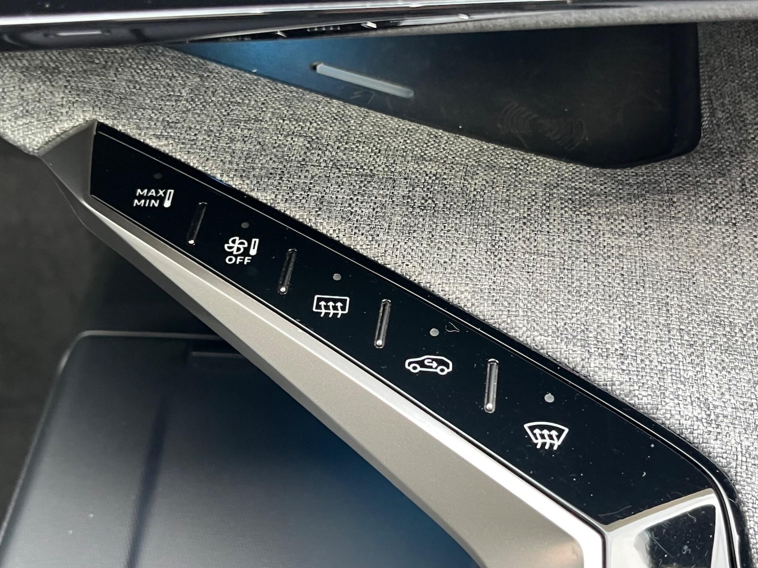 Used Peugeot 3008 2024 for sale - 76715275: Photo 42