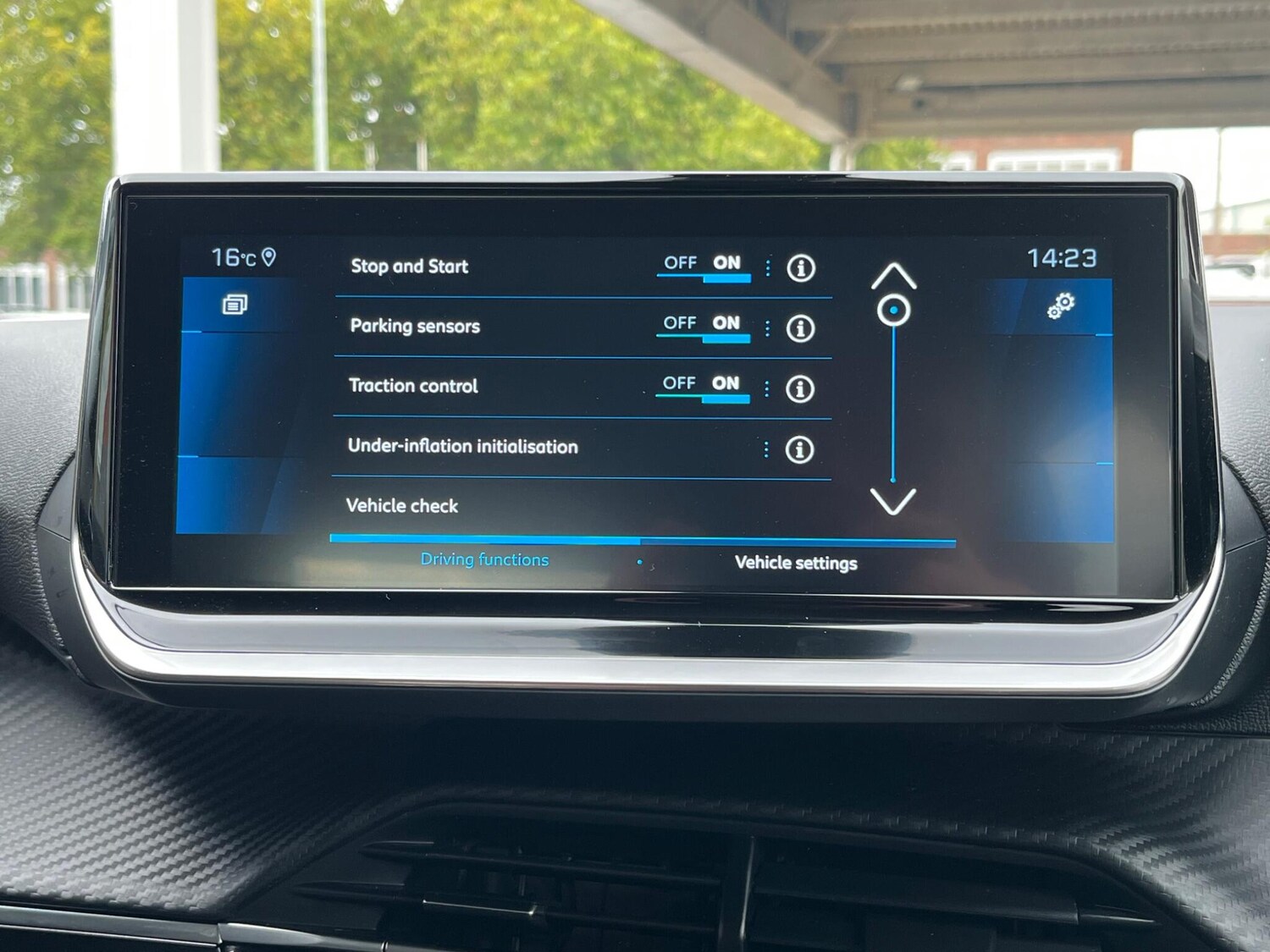 Used Peugeot 2008 2022 for sale - 76239917: Photo 32