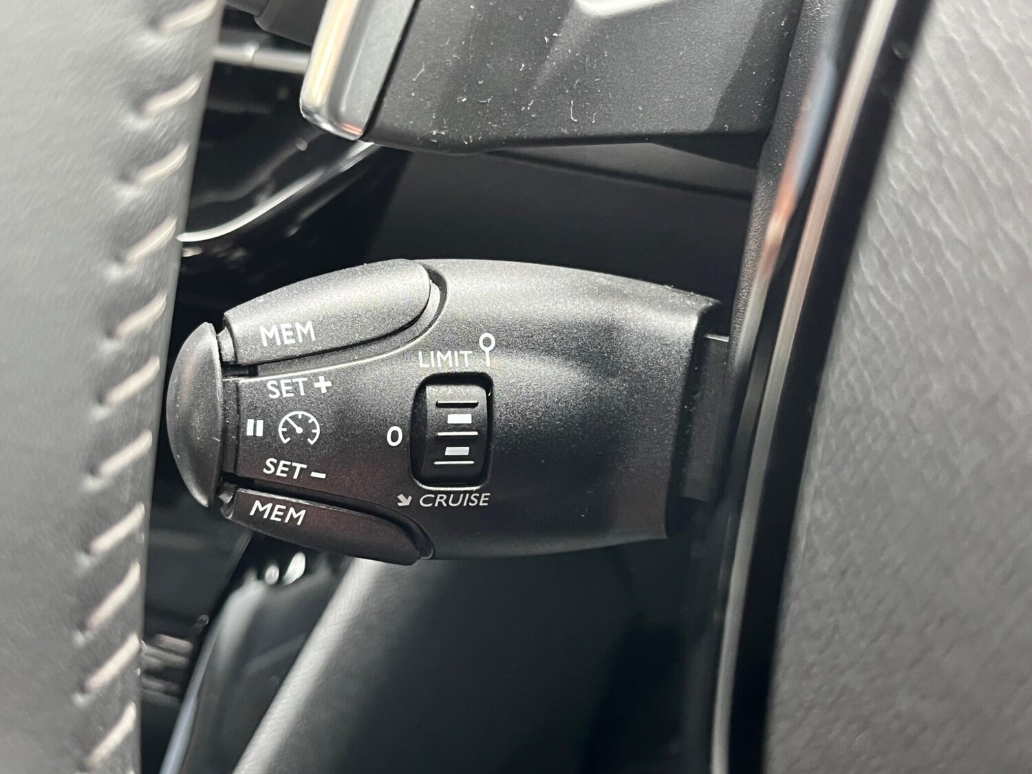 Used Peugeot 2008 2022 for sale - 76239917: Photo 48