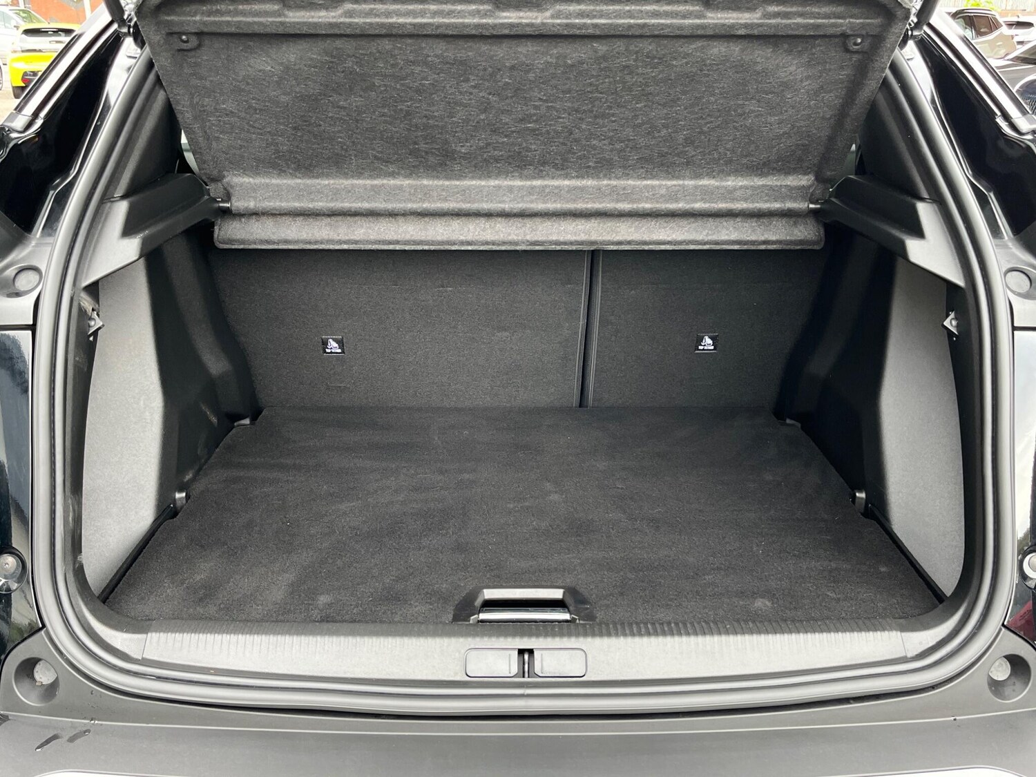 Used Peugeot 2008 2022 for sale - 76239917: Photo 9