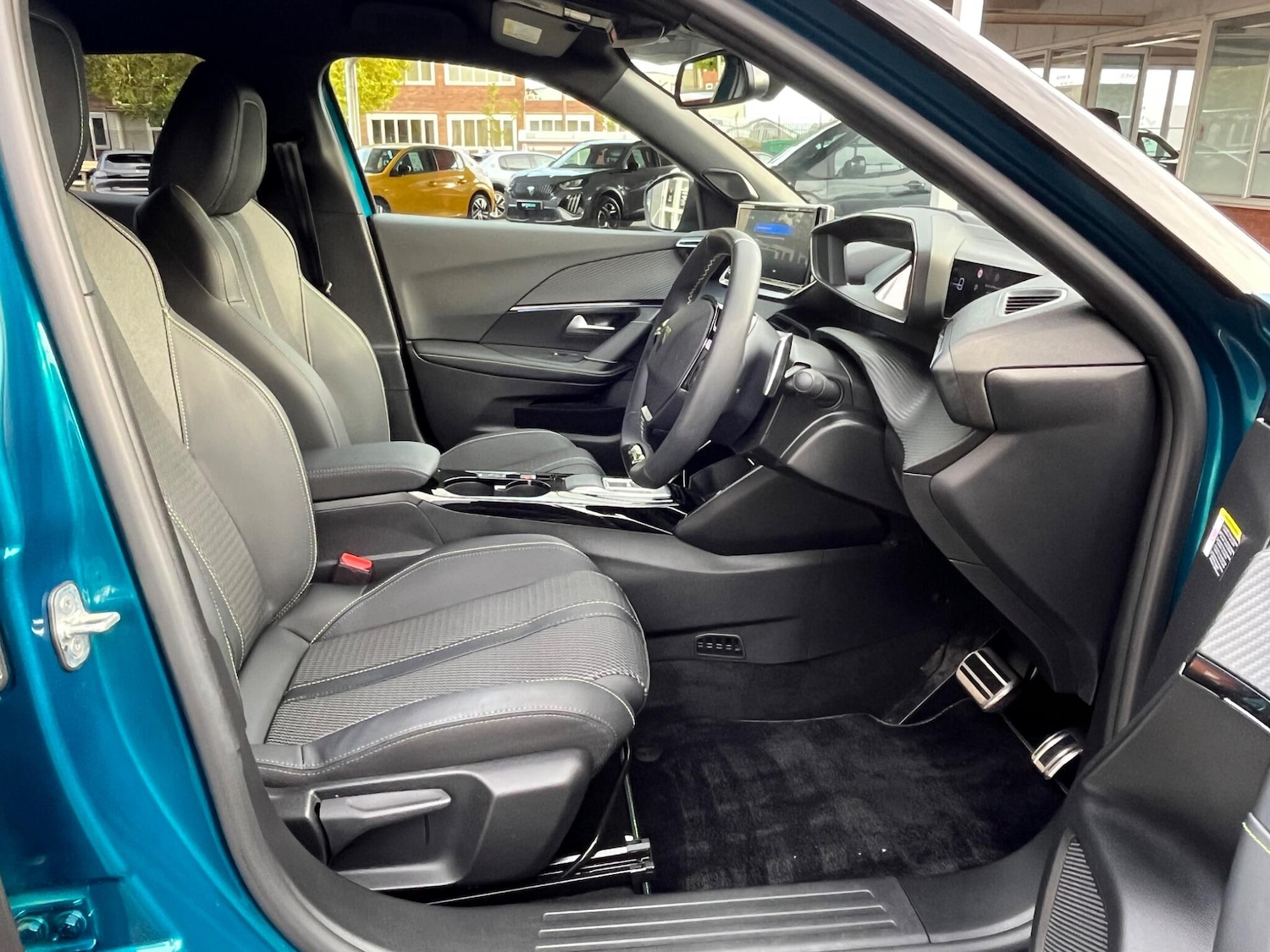 Used Peugeot 2008 2025 for sale - 76398598: Photo 13