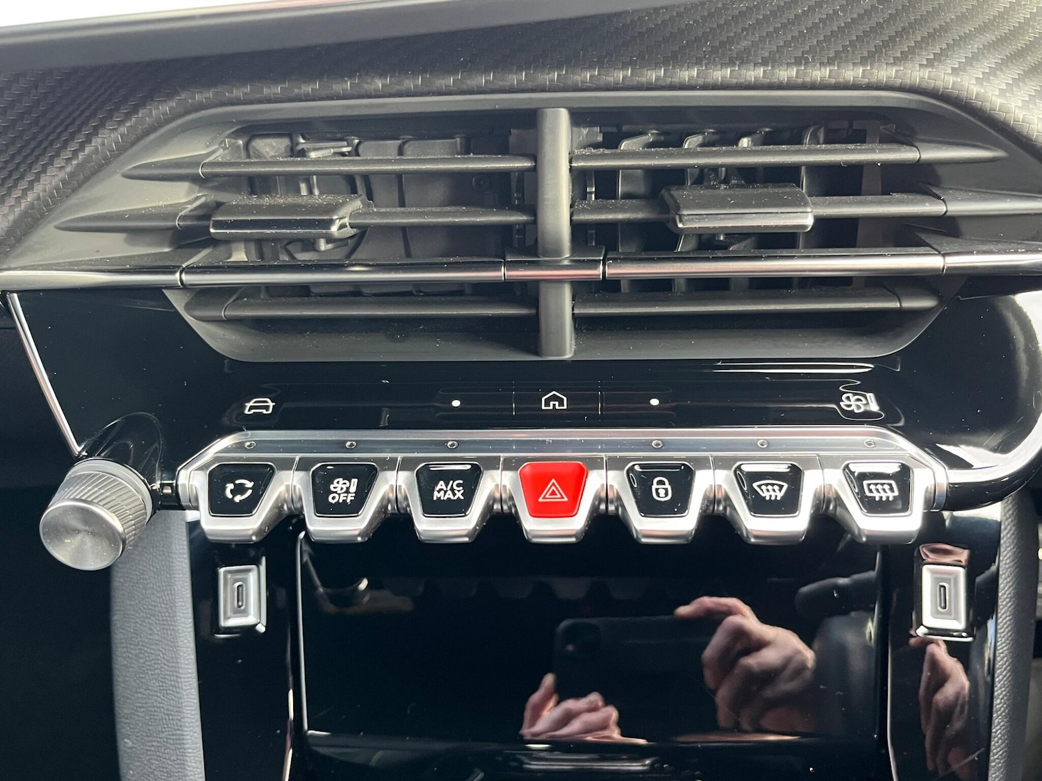 Used Peugeot 2008 2025 for sale - 76398598: Photo 31