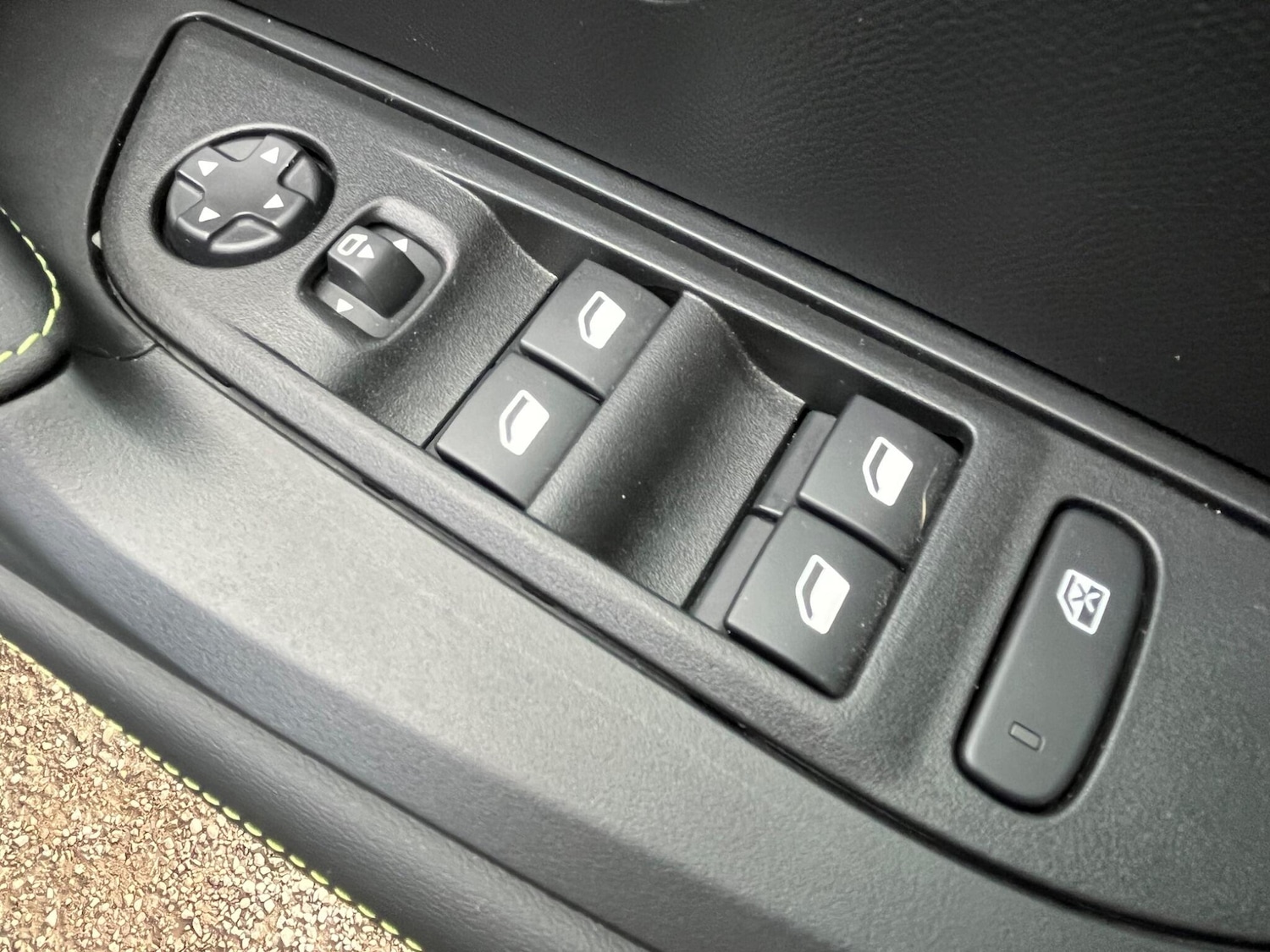 Used Peugeot 2008 2025 for sale - 76398598: Photo 35