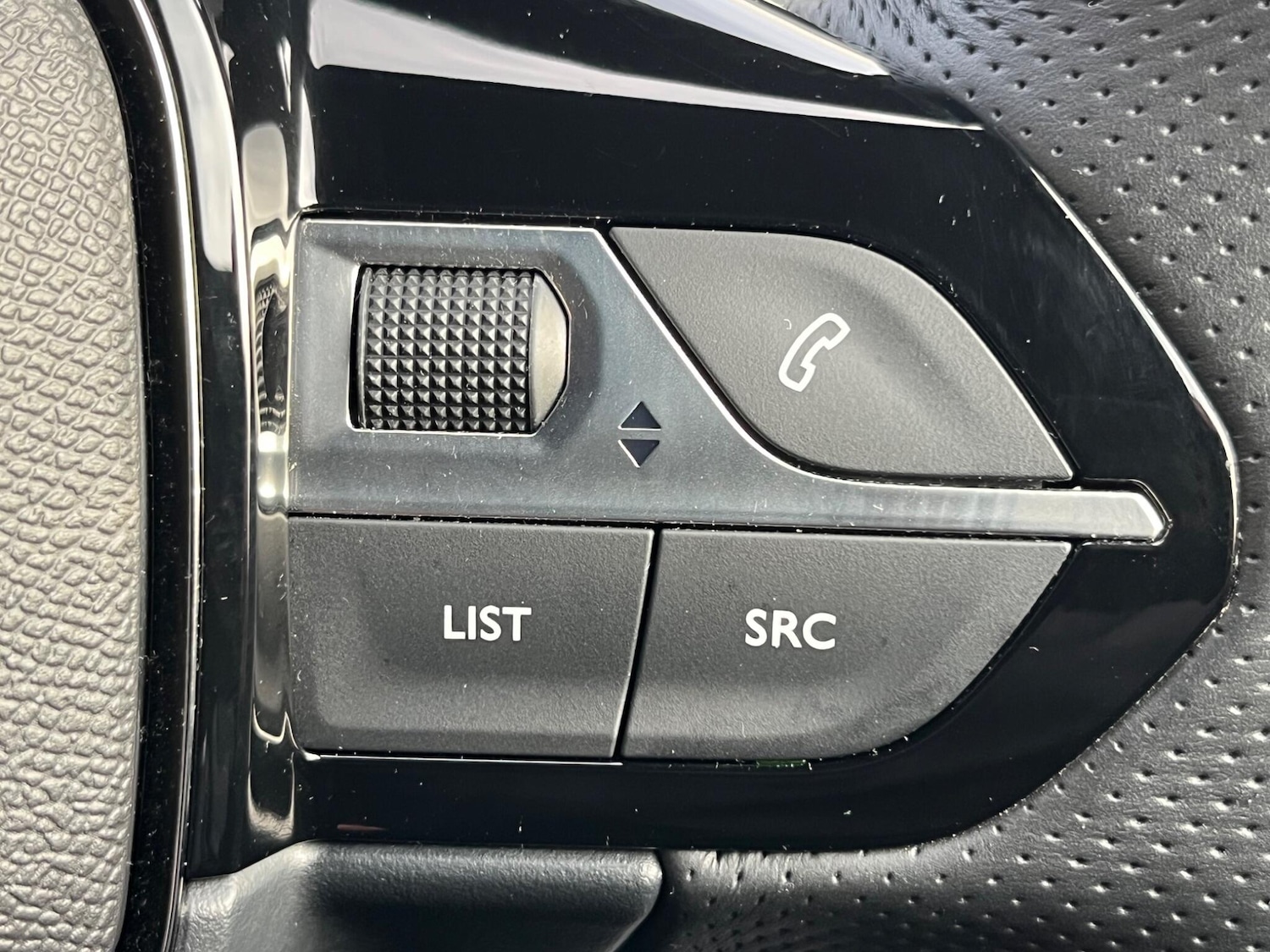 Used Peugeot 2008 2025 for sale - 76398598: Photo 49