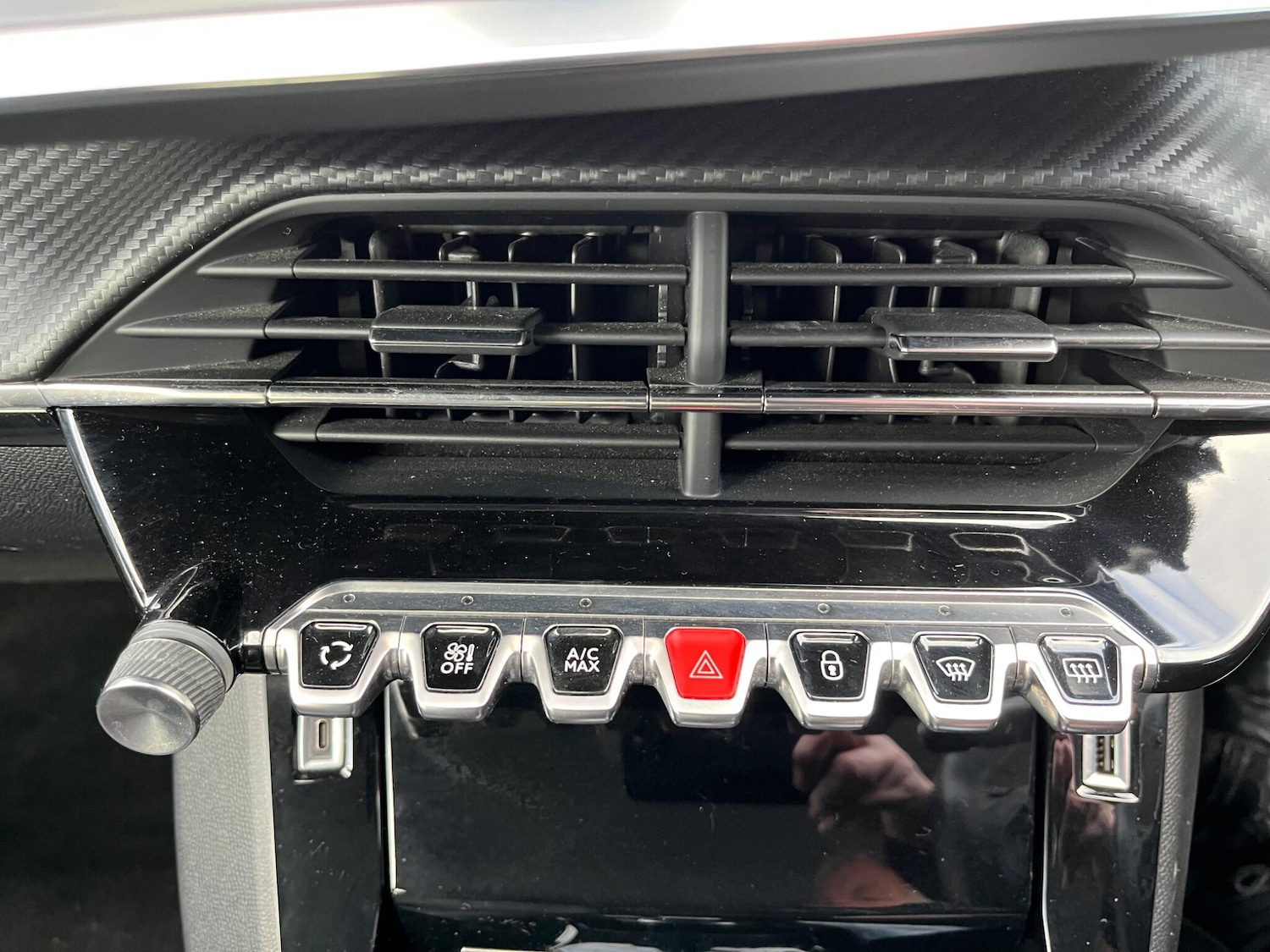 Used Peugeot E-208 2021 for sale - 76613350: Photo 35