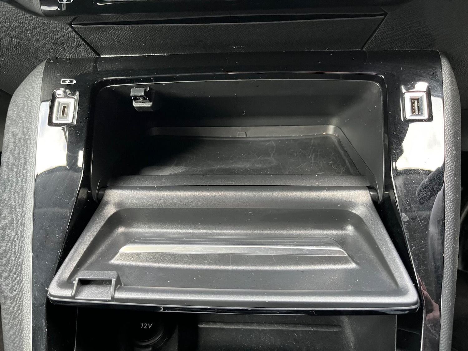 Used Peugeot E-208 2021 for sale - 76613350: Photo 39