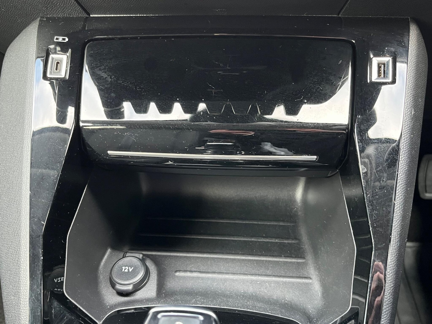 Used Peugeot E-208 2021 for sale - 76613350: Photo 45