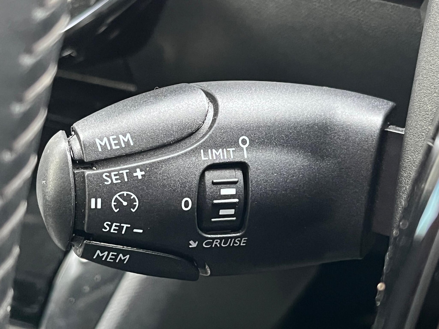 Used Peugeot E-208 2021 for sale - 76613350: Photo 49