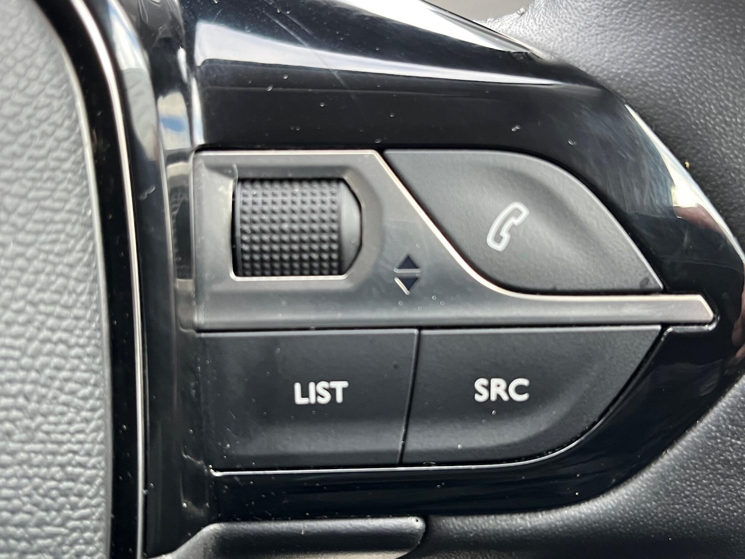 Used Peugeot E-208 2021 for sale - 76613350: Photo 51