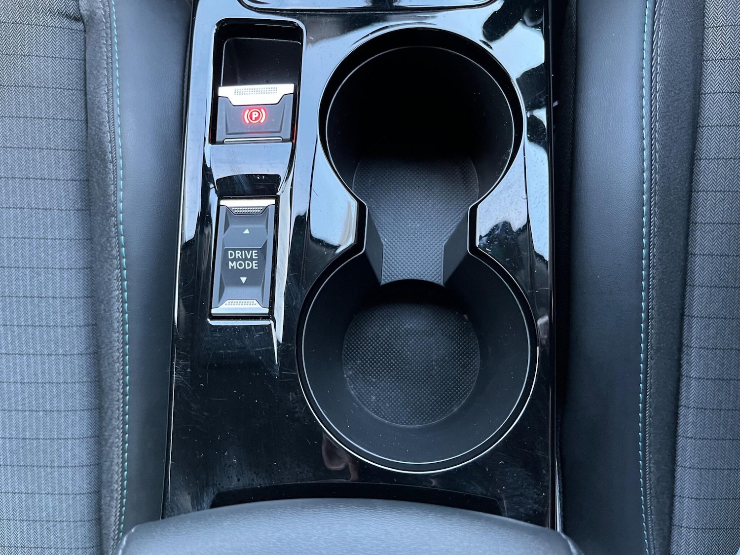 Used Peugeot E-208 2021 for sale - 76613350: Photo 58