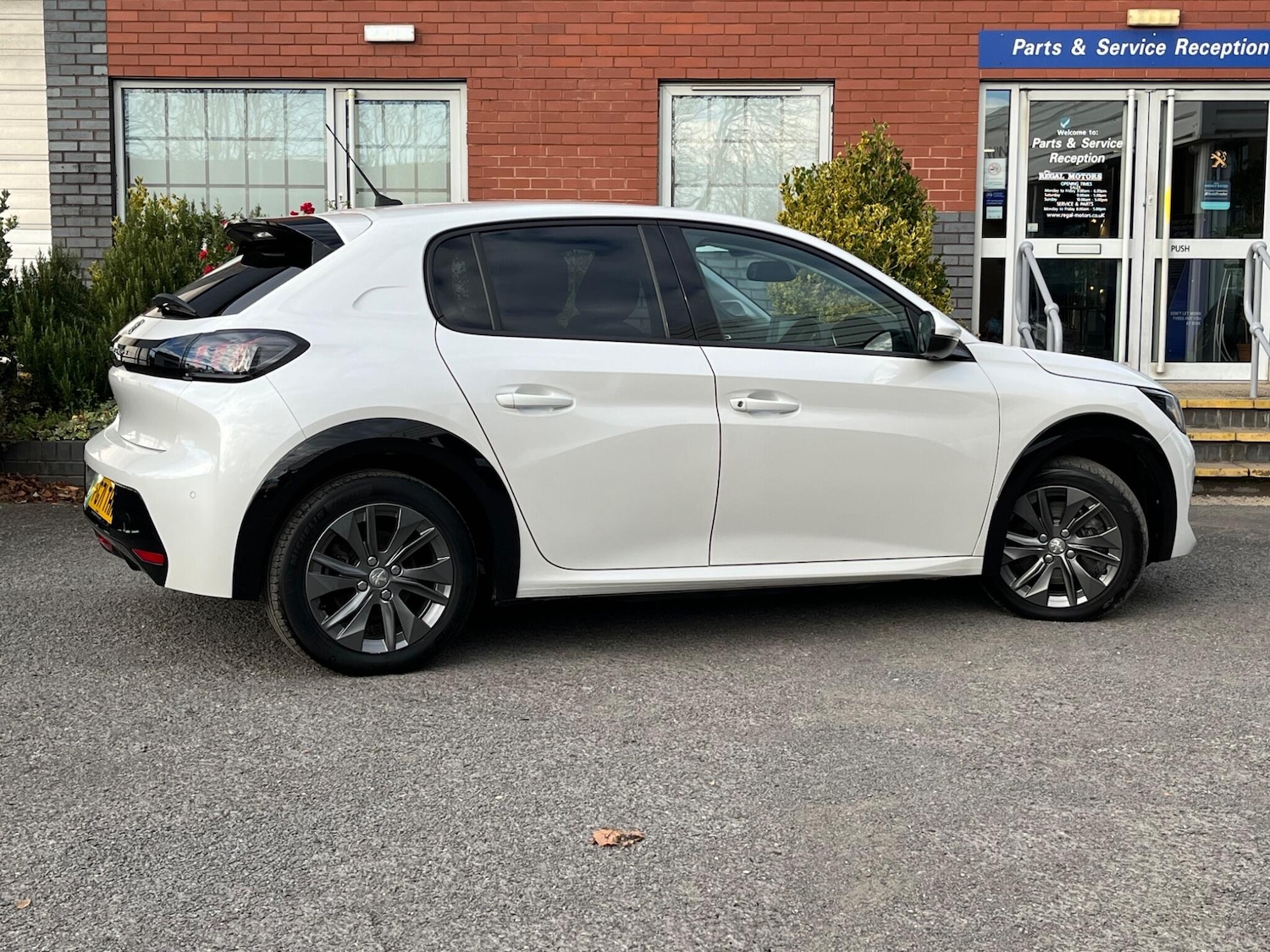 Used Peugeot E-208 2021 for sale - 76613350: Photo 60