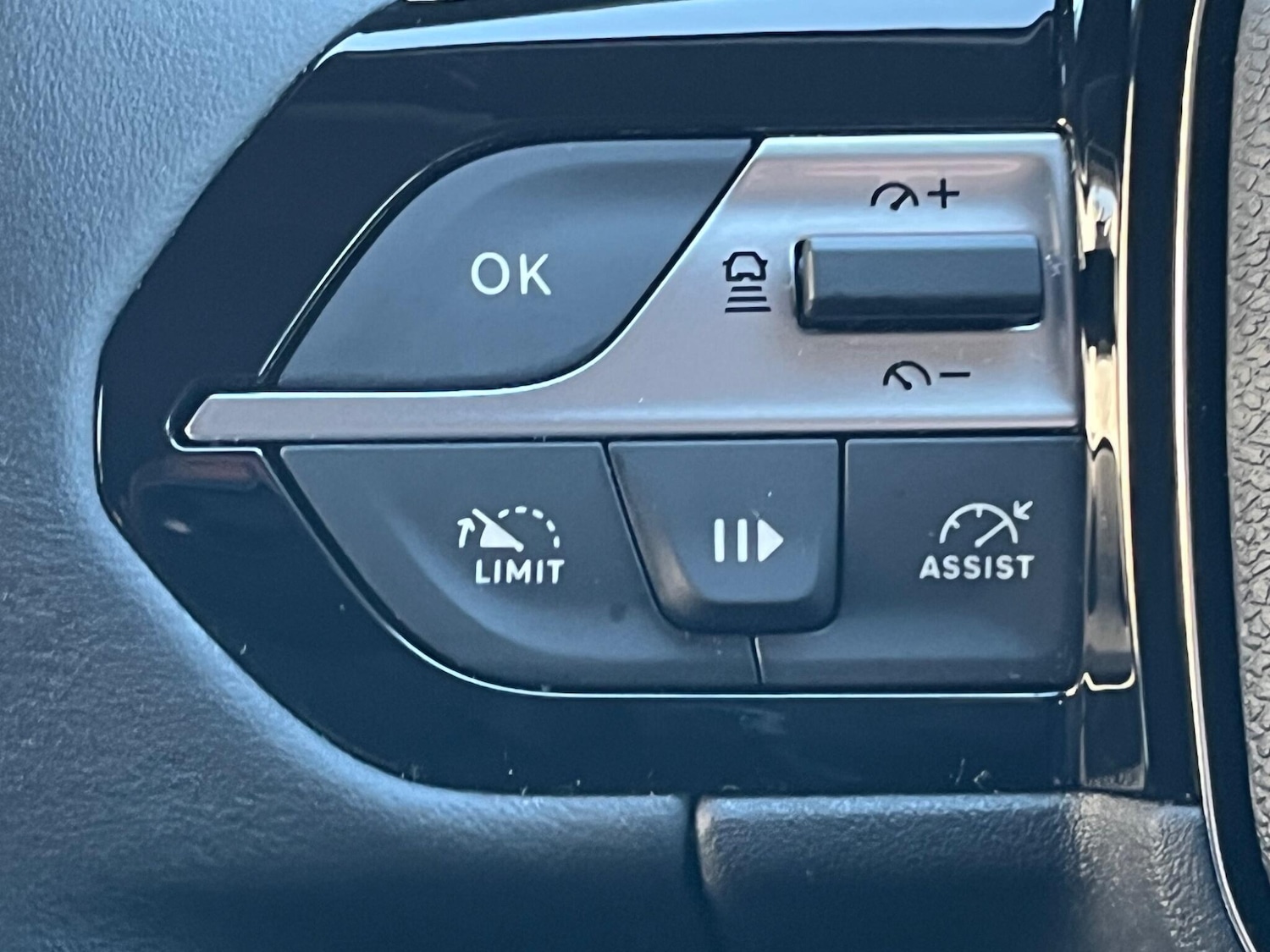 Used Peugeot 308 2022 for sale - 76886279: Photo 51