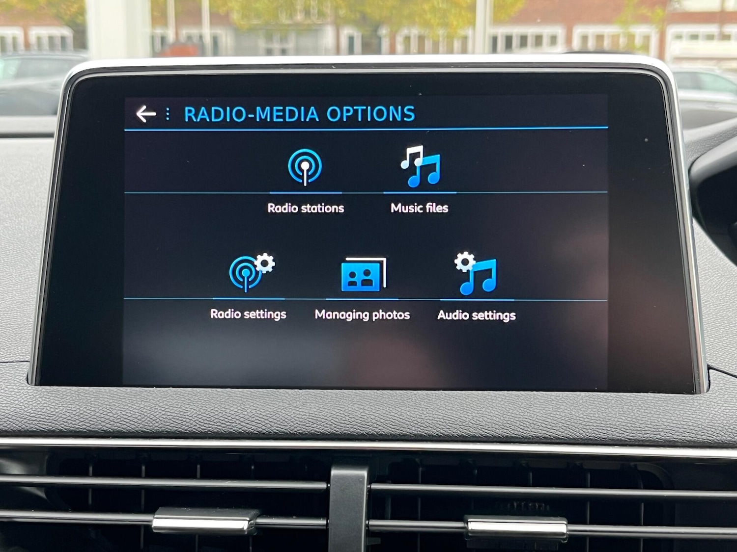 Used Peugeot 3008 2020 for sale - 76499740: Photo 29