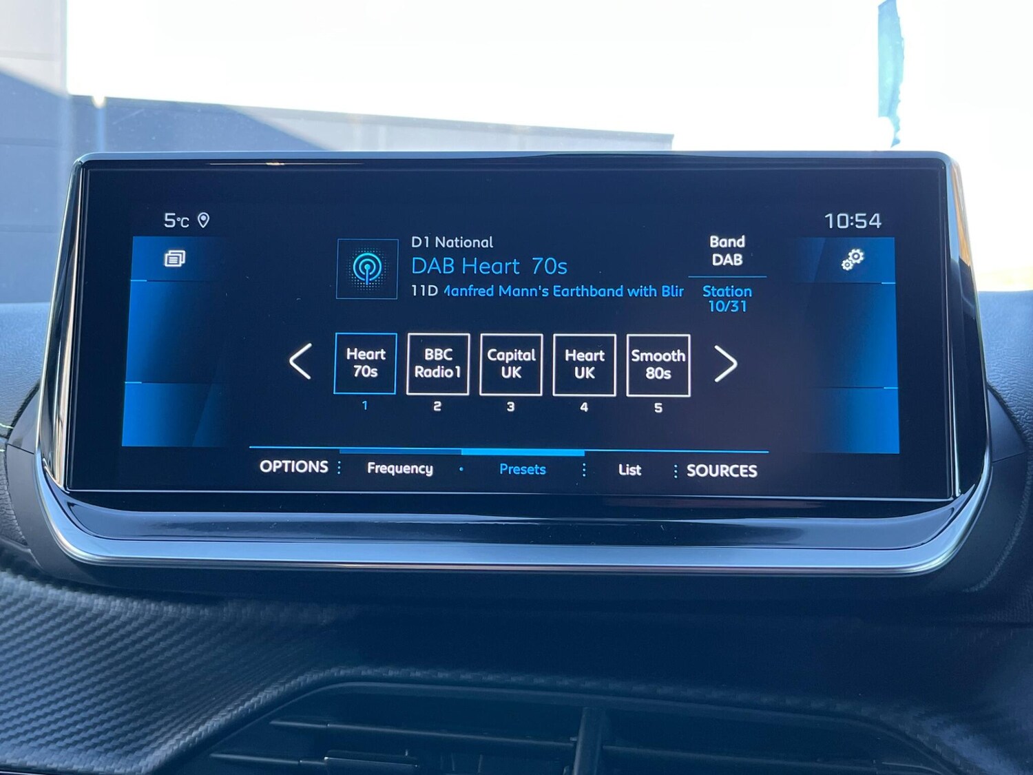 Used Peugeot 2008 2022 for sale - 76689301: Photo 15