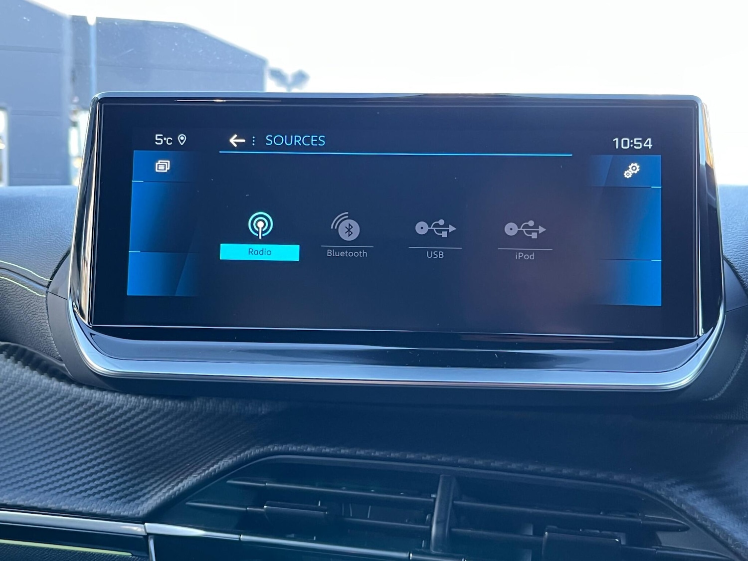 Used Peugeot 2008 2022 for sale - 76689301: Photo 30