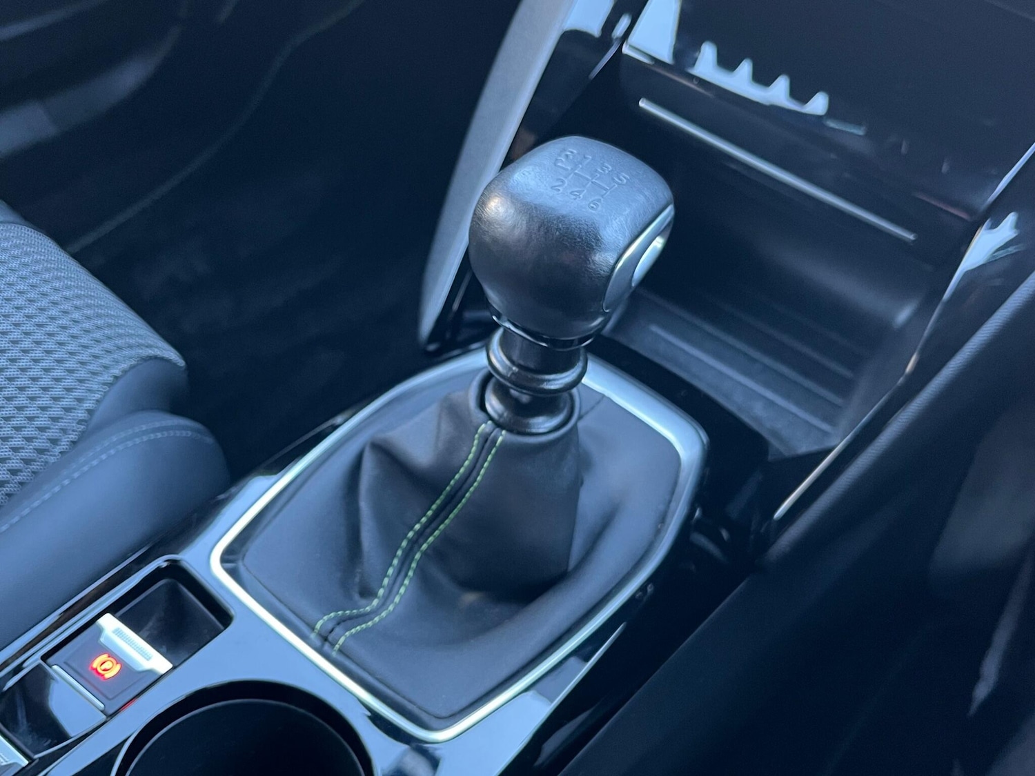 Used Peugeot 2008 2022 for sale - 76689301: Photo 47