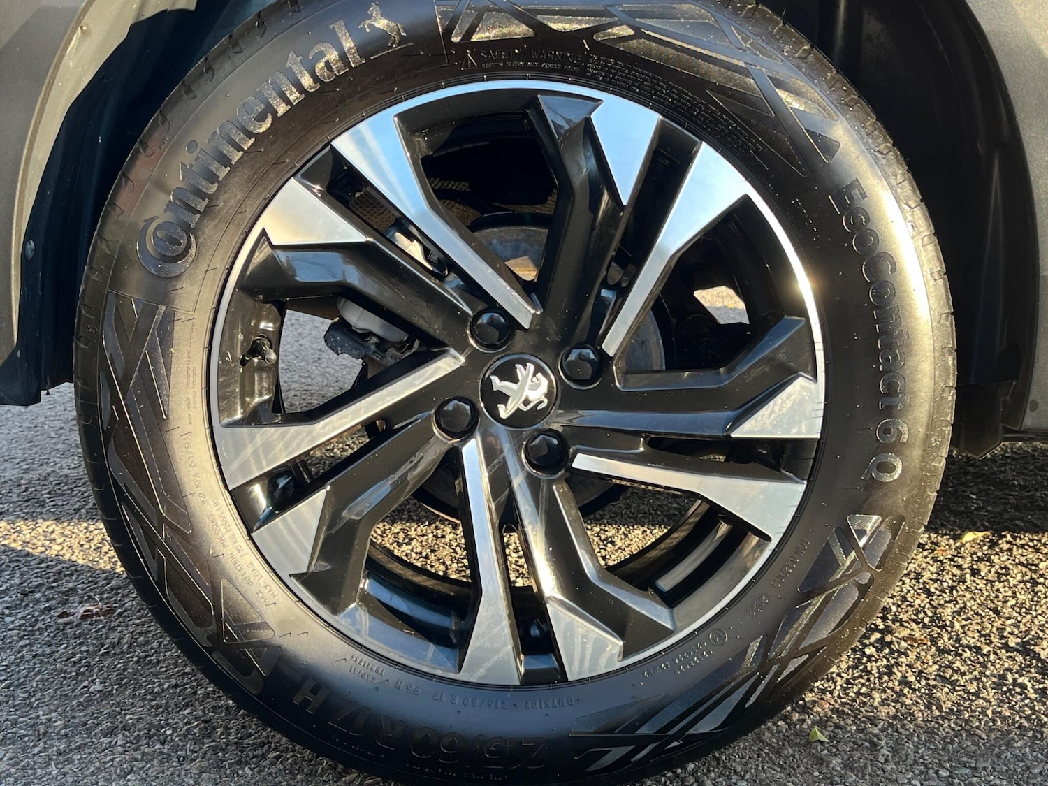 Used Peugeot 2008 2022 for sale - 76689301: Photo 5