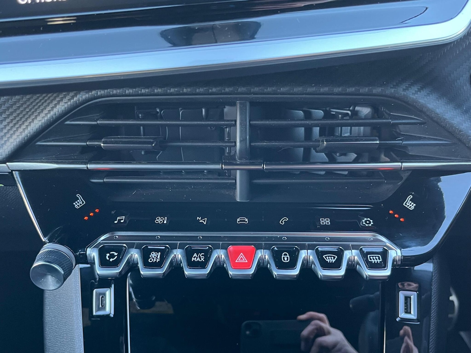 Used Peugeot 2008 2022 for sale - 76689301: Photo 53