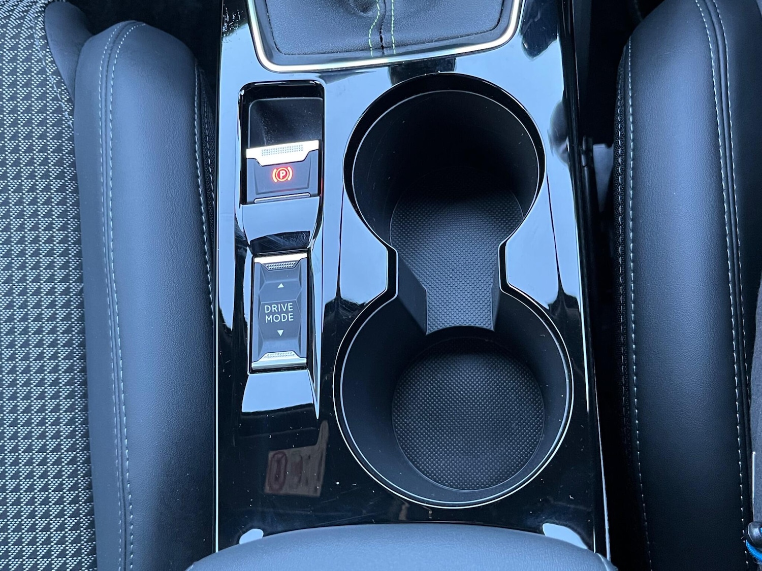 Used Peugeot 2008 2022 for sale - 76689301: Photo 59