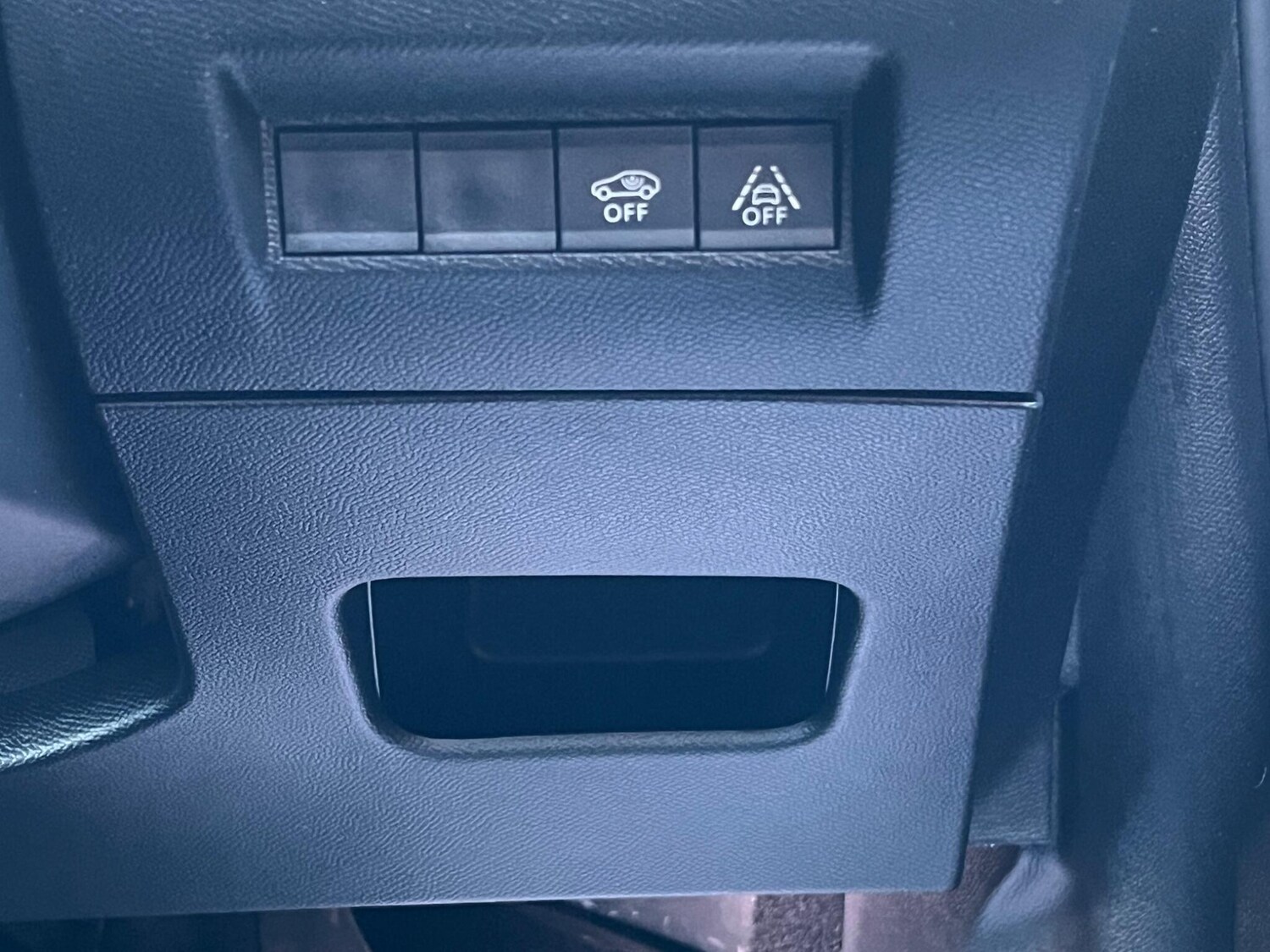 Used Peugeot 2008 2022 for sale - 76689301: Photo 63