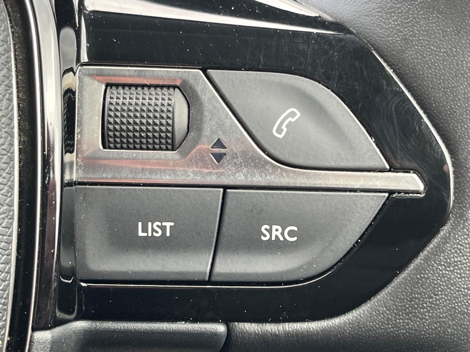 Used Peugeot 2008 2022 for sale - 76189614: Photo 46