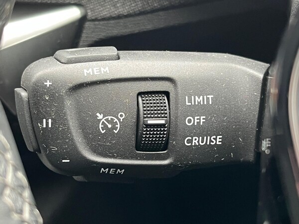 Used Peugeot 3008 2022 for sale - 76295311: Photo 40