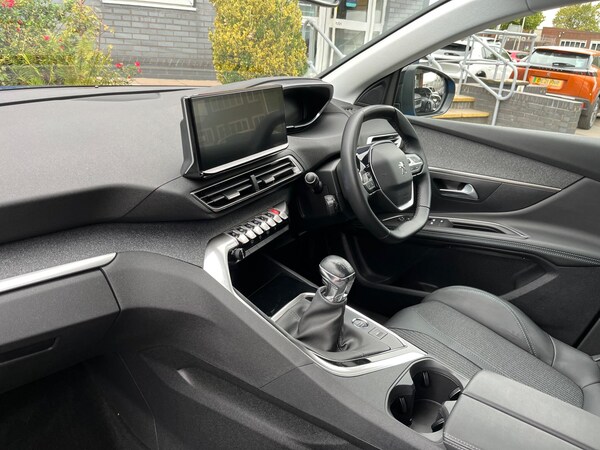 Used Peugeot 3008 2022 for sale - 76295311: Photo 46