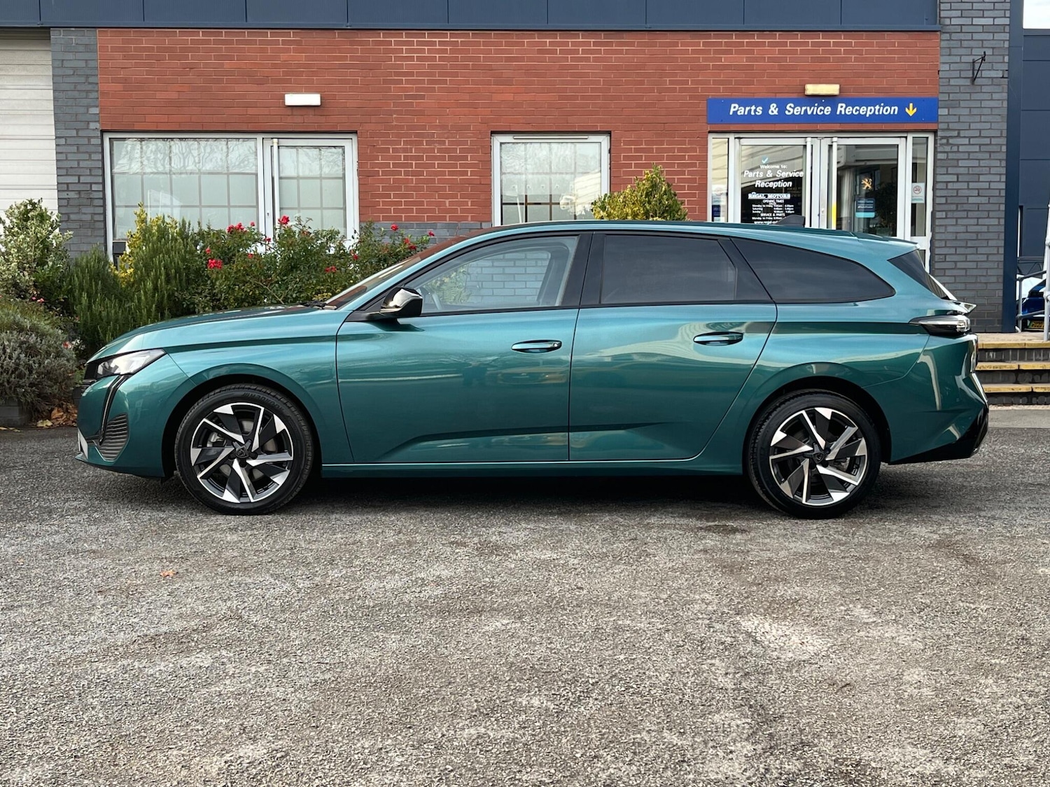 Used Peugeot 308 SW 2024 for sale - 76422493: Photo 33