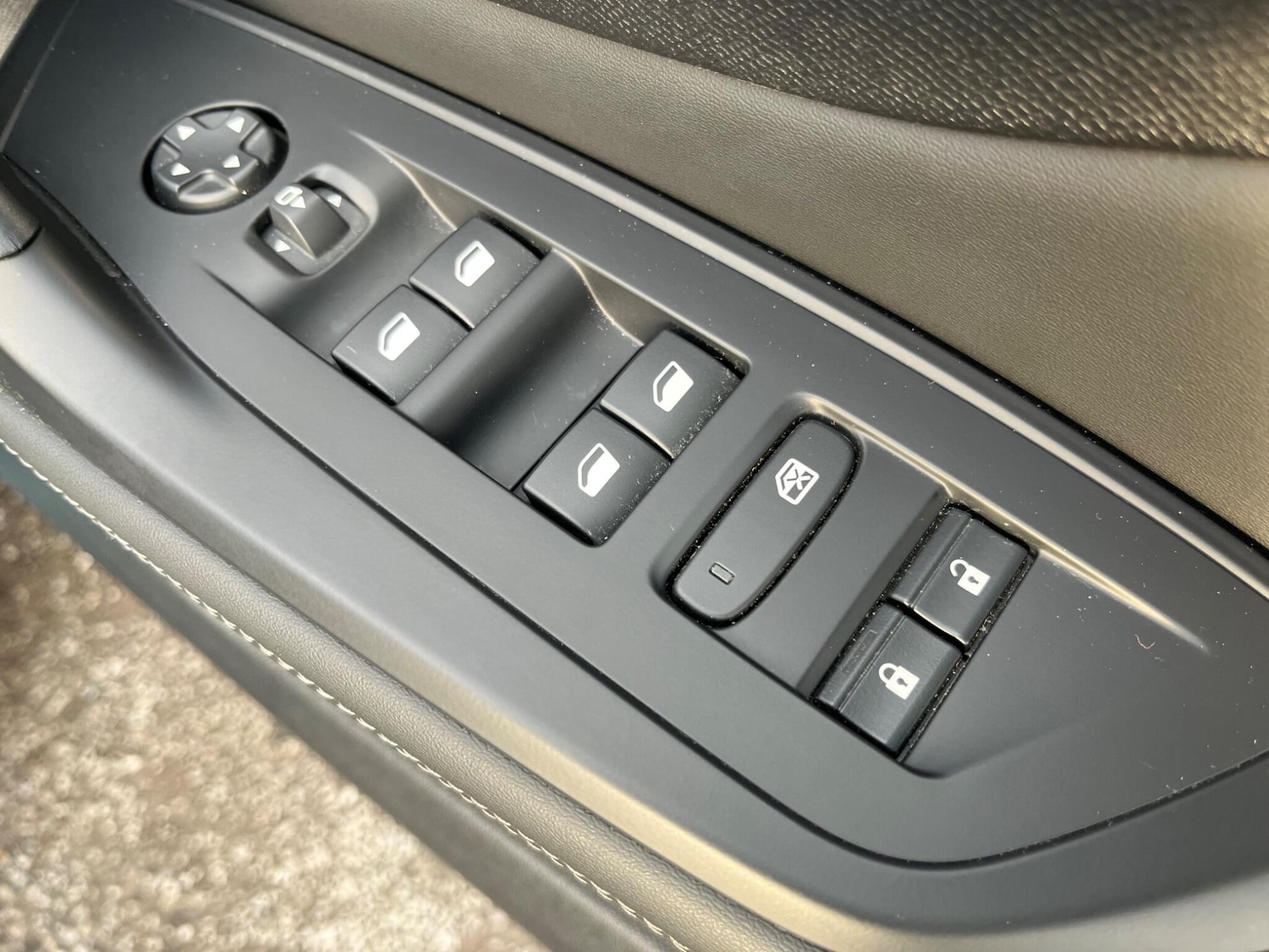 Used Peugeot 308 SW 2024 for sale - 76422493: Photo 37