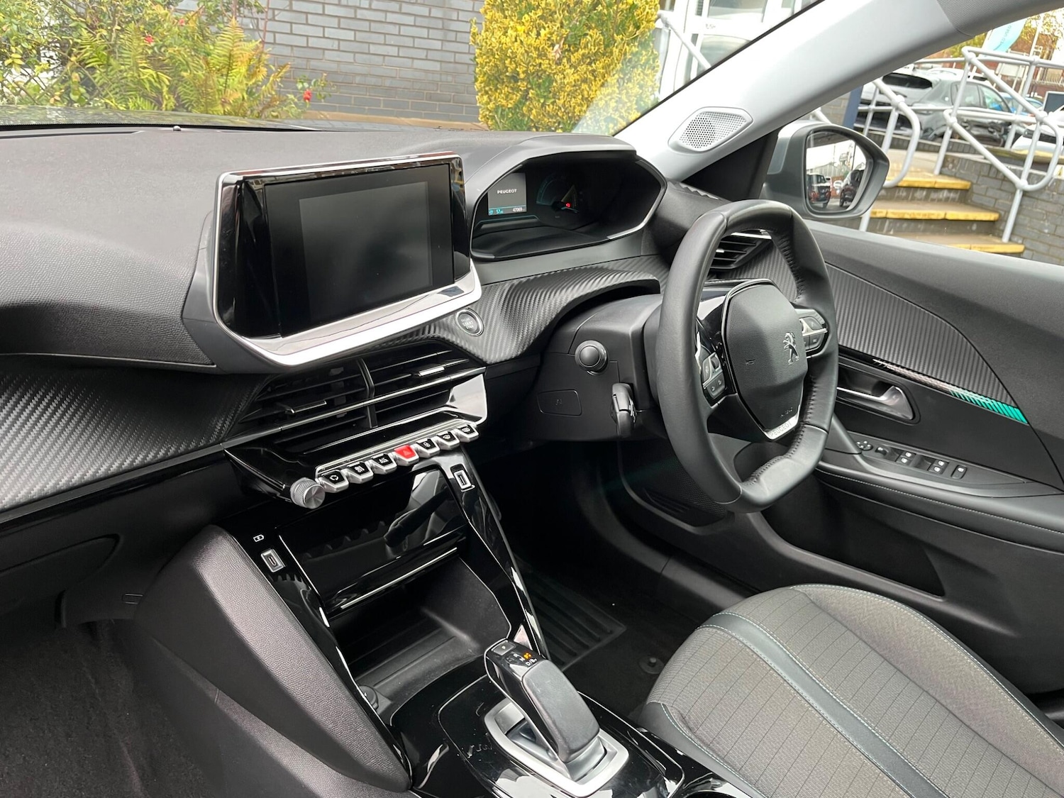 Used Peugeot E-2008 for sale - 76728138: Photo 3