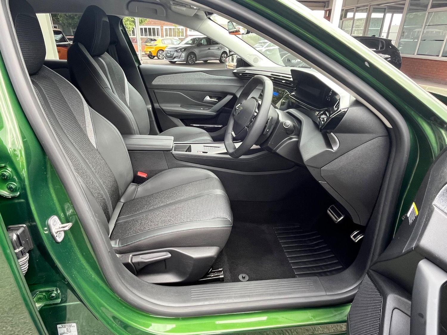 Used Peugeot 308 2022 for sale - 76189455: Photo 13