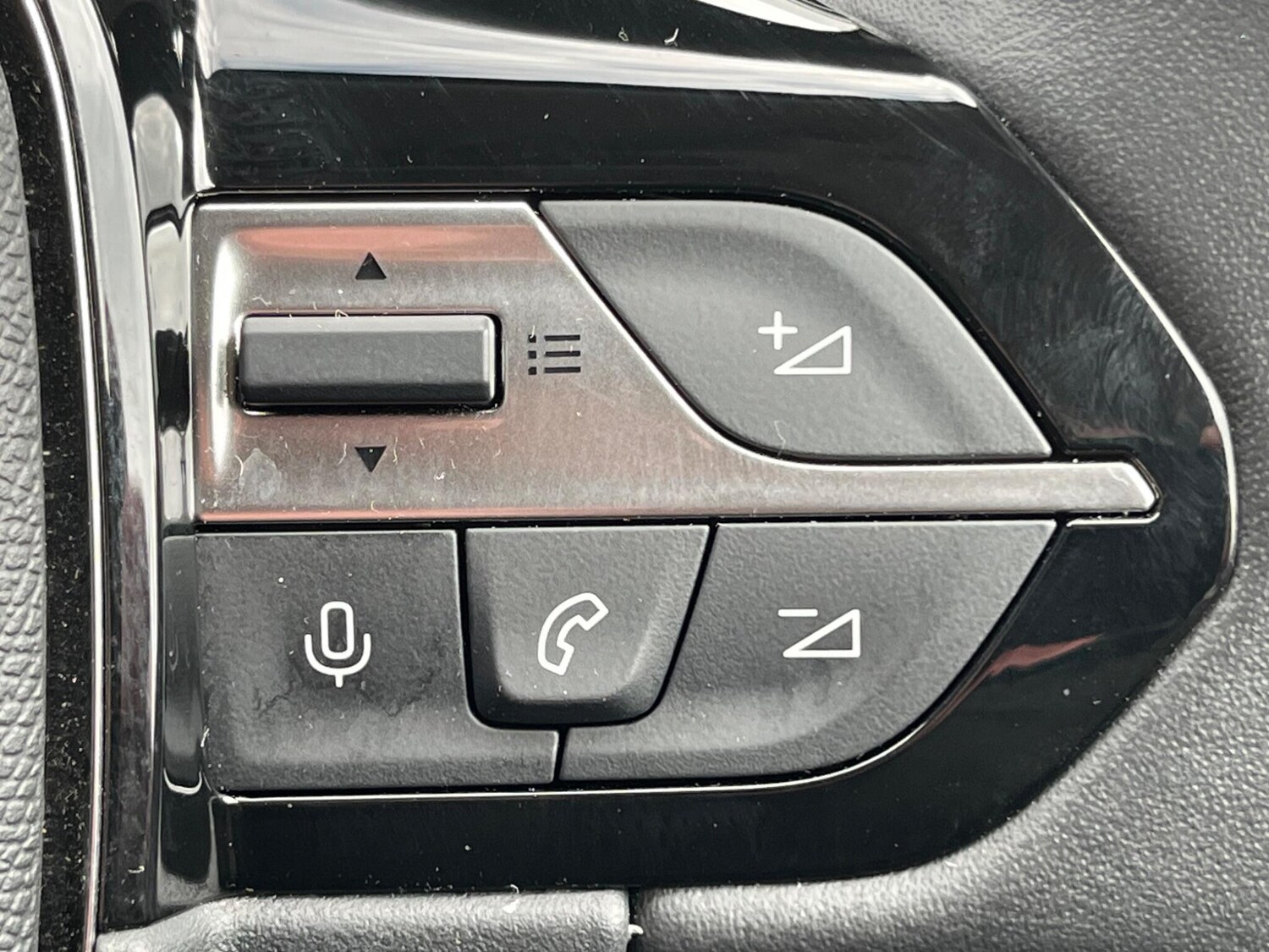 Used Peugeot 308 2022 for sale - 76189455: Photo 40