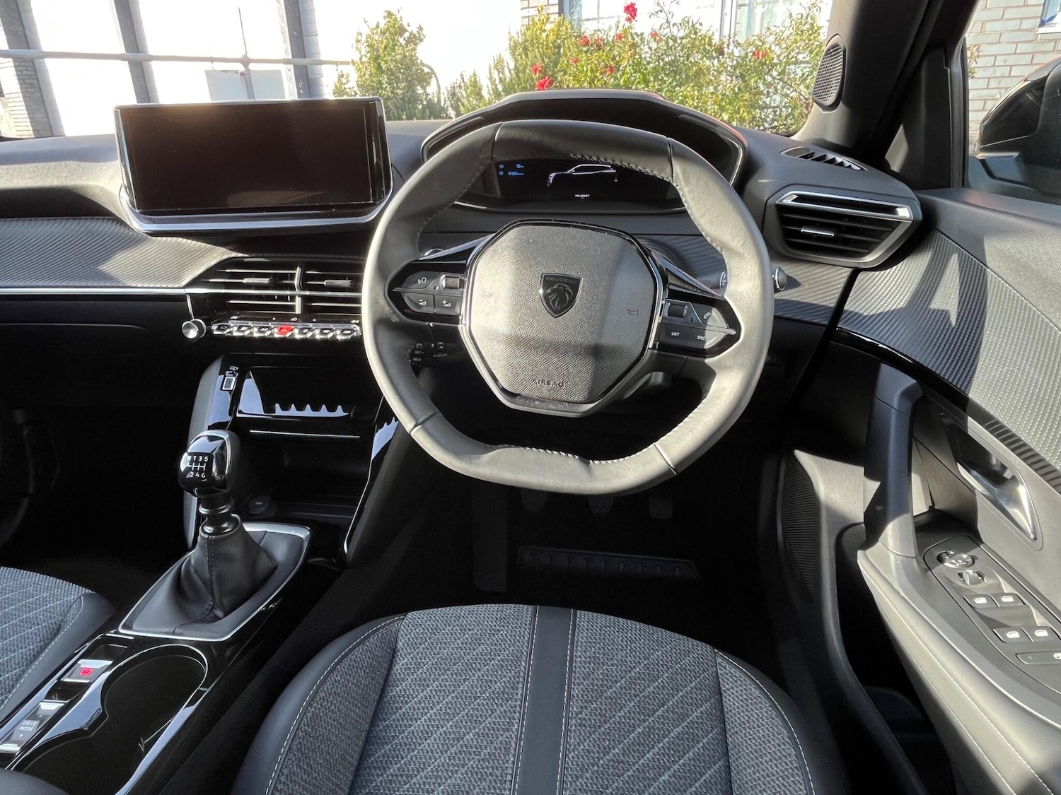 Used Peugeot 2008 2024 for sale - 76700995: Photo 49