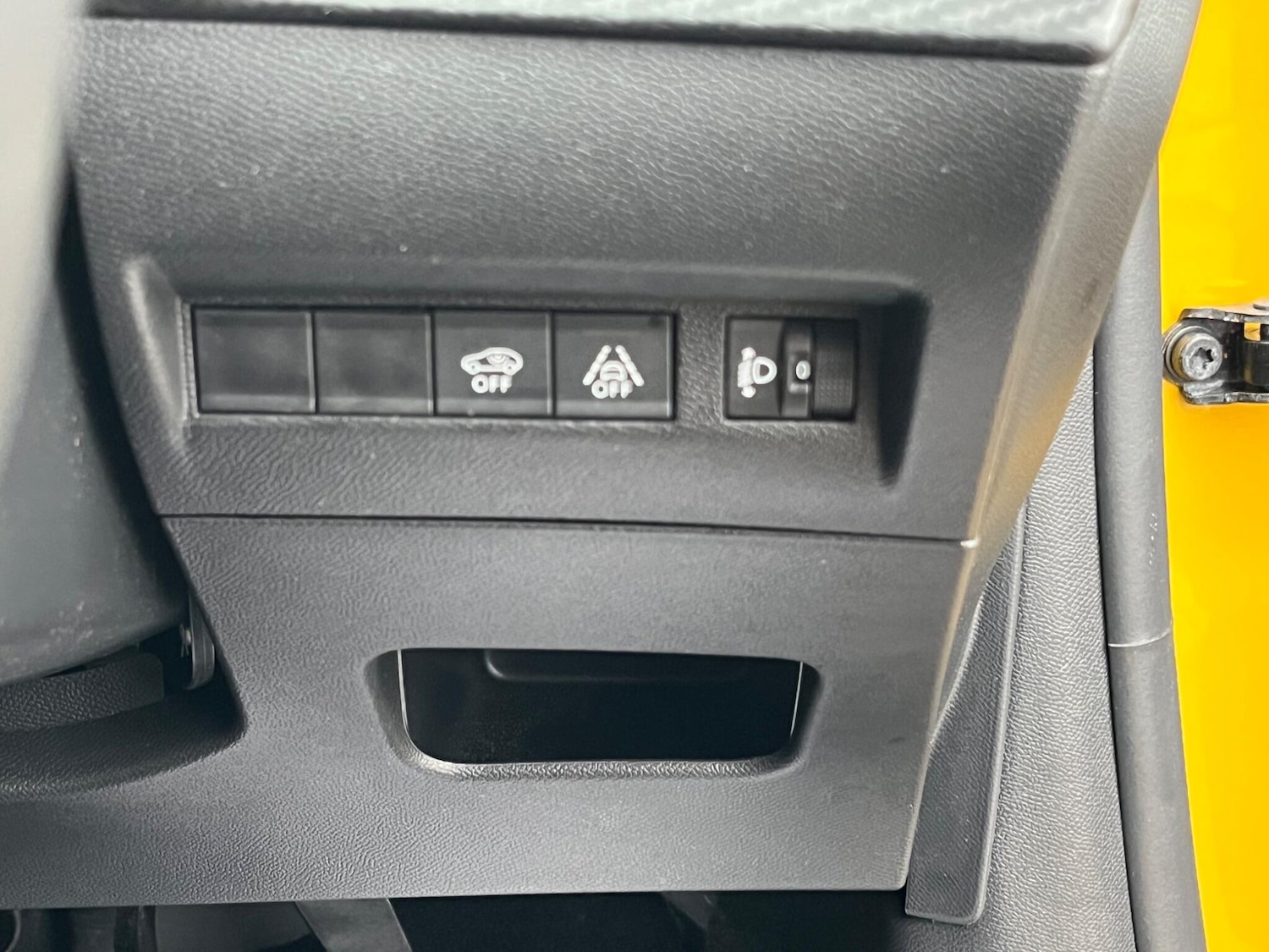 Used Peugeot 208 2024 for sale - 76189940: Photo 55