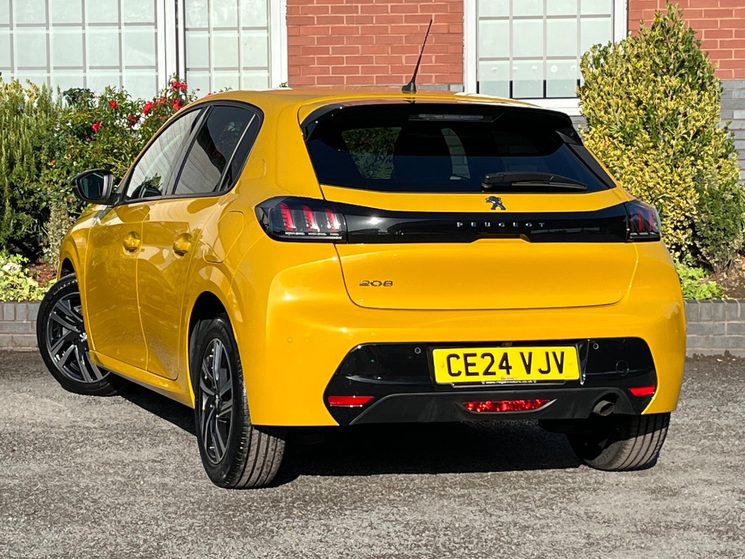 Used Peugeot 208 2024 for sale - 76189940: Photo 6