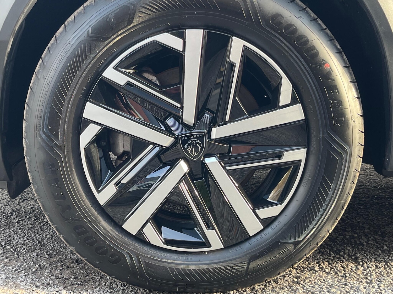Used Peugeot 2008 2025 for sale - 76499421: Photo 16