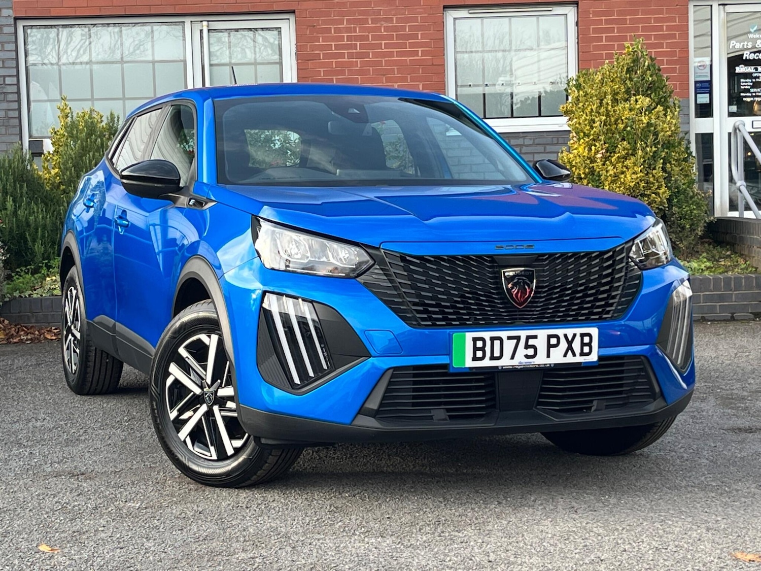 Used Peugeot 2008 2025 for sale - 76499421: Photo 2