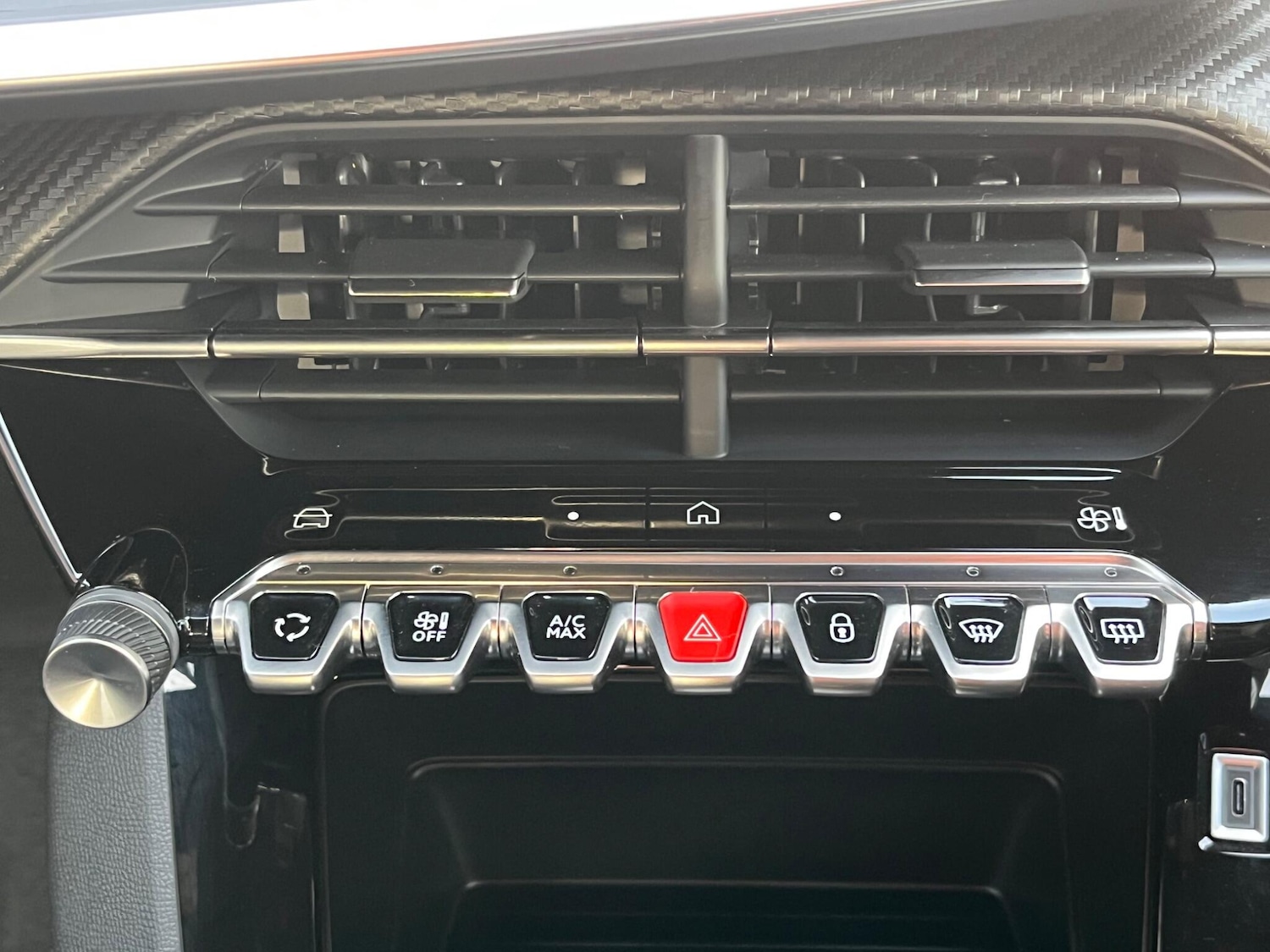 Used Peugeot 2008 2025 for sale - 76499421: Photo 39