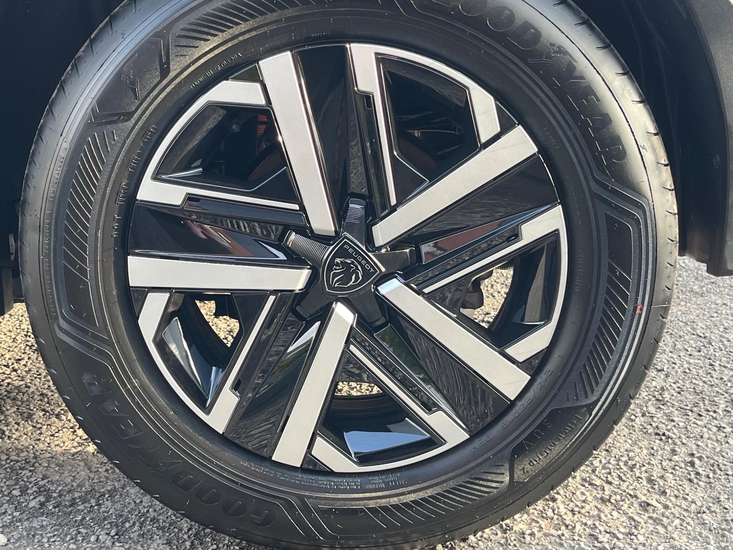 Used Peugeot 2008 2025 for sale - 76499421: Photo 5